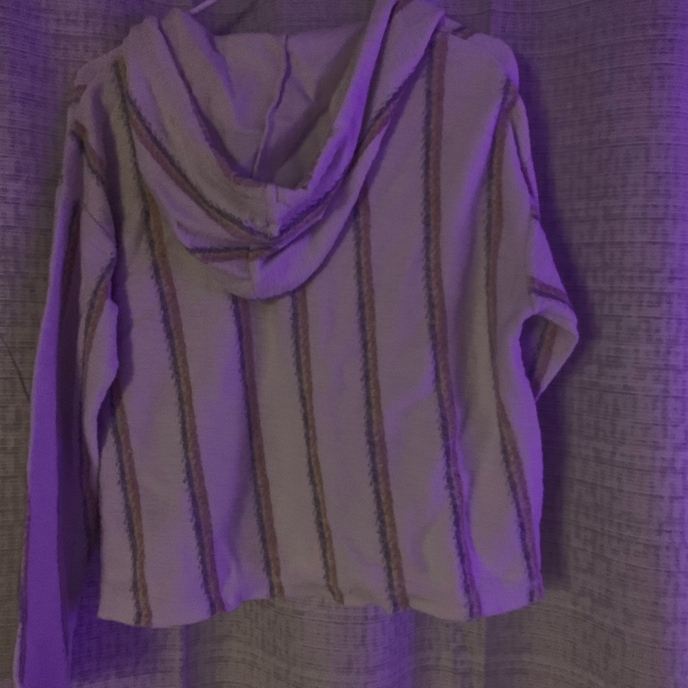 Striped pullover - Picture 4 of 4